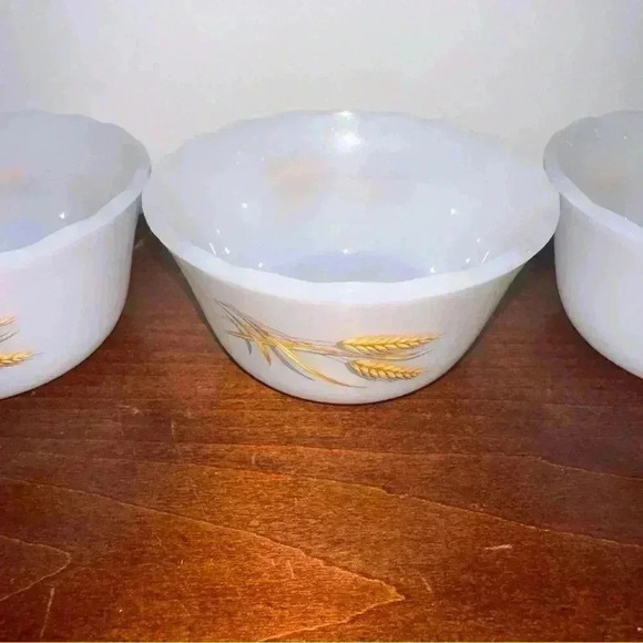 Vintage Fire King Oven Ware Wheat Custard Cups - Set Of 3 - Picture 3 of 10